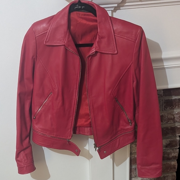 Vintage Italian Genuine Red Leather Cropped Biker Jacket - Picture 7 of 8